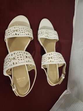 Women's STUART WEITZMAN sandals Size 10
